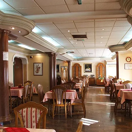 Business Club Selenca 4* Bac