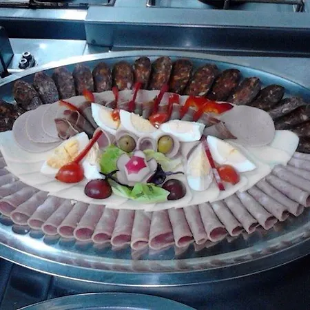 Business Club Selenca 4* Bac