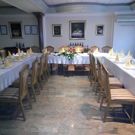 Oda ve Kahvaltı Business Club Selenca 4*