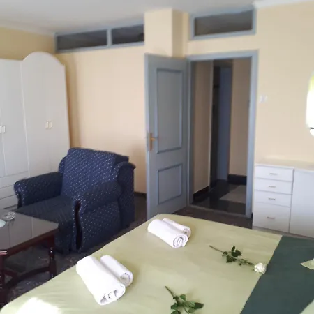 Oda ve Kahvaltı Business Club Selenca 4*