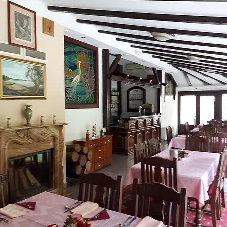 Oda ve Kahvaltı Business Club Selenca 4*