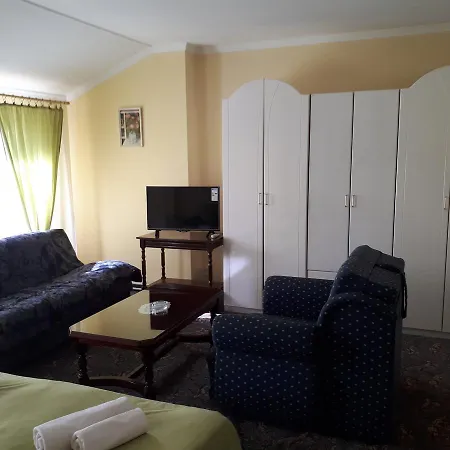 Oda ve Kahvaltı Business Club Selenca 4*