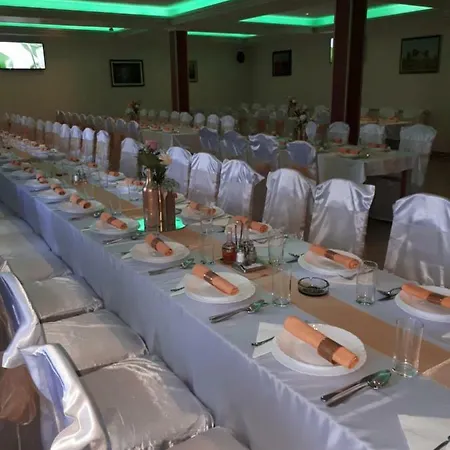 Business Club Selenca Oda ve Kahvaltı 4*